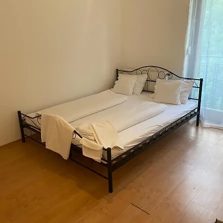 Kekhaz Apartman *