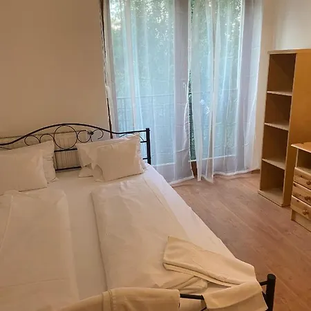 Kekhaz Apartman * Veszprem